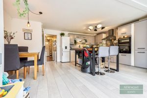 Photo 21- click for photo gallery